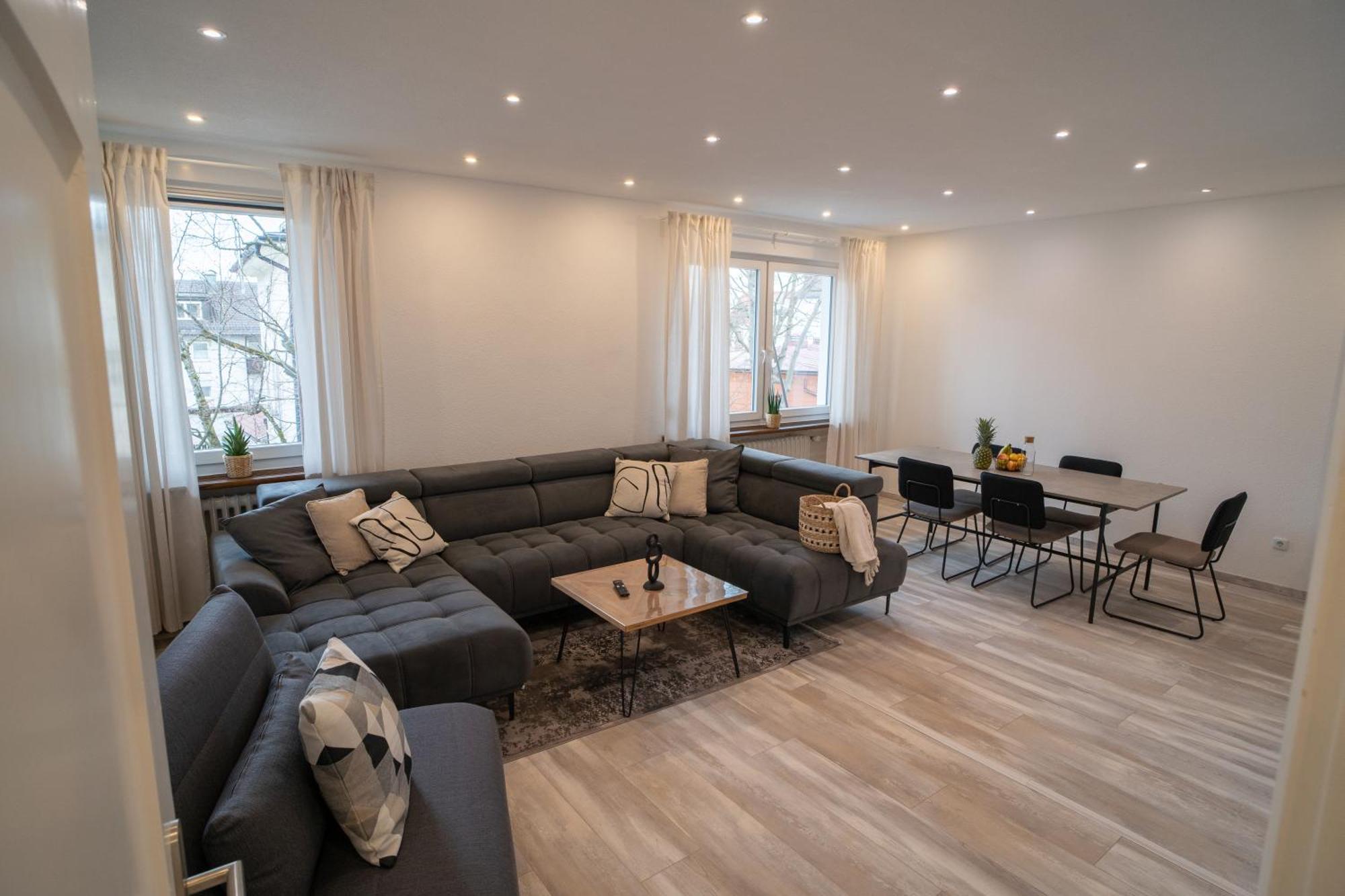 Morehome Apartments, Center,parking 180qm Apartment