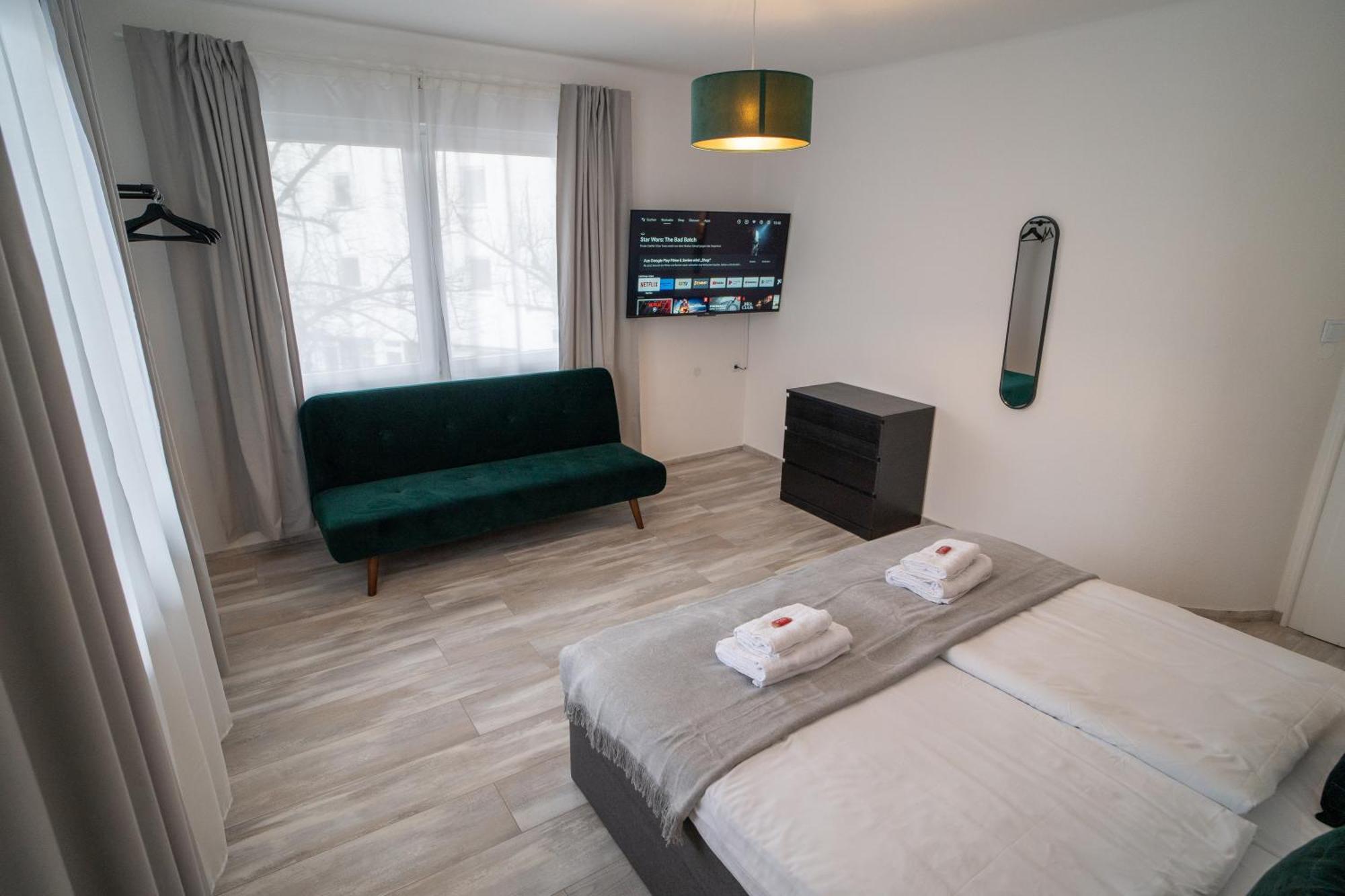 Morehome Apartments, Center,parking 180qm *